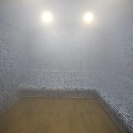 Ema Oeztuerk Thermal 4*