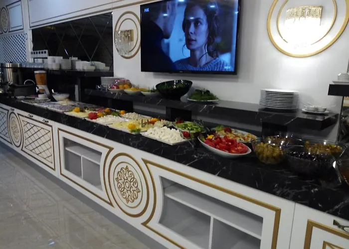 Ema Oeztuerk Thermal Hotel